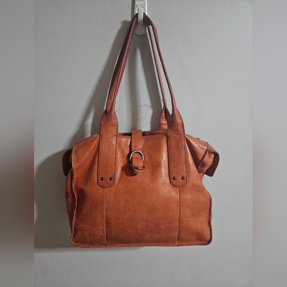Lucky Brand Leather Tote Bag with Structured Design